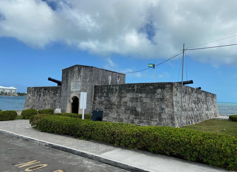 Picture 1 for Activity Nassau: Historic and Cultural Highlights Tour with Transfer