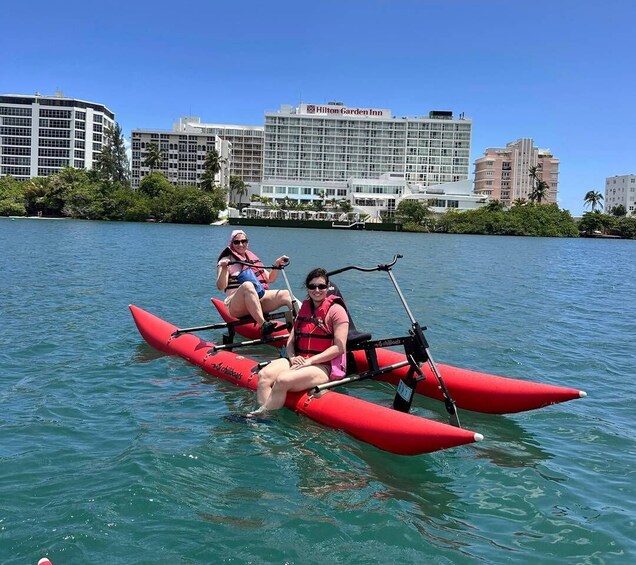San Juan: Chiliboats Waterbike Tour in Condado Lagoon