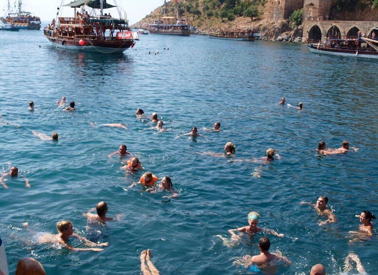 Marmaris Pirate Boat, Lunch Unlimited Soft Drinks Foam Party