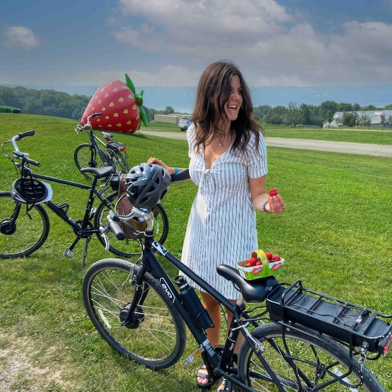 Quebec City: Ile d'Orléans Guided E-Bike Tour with Tastings