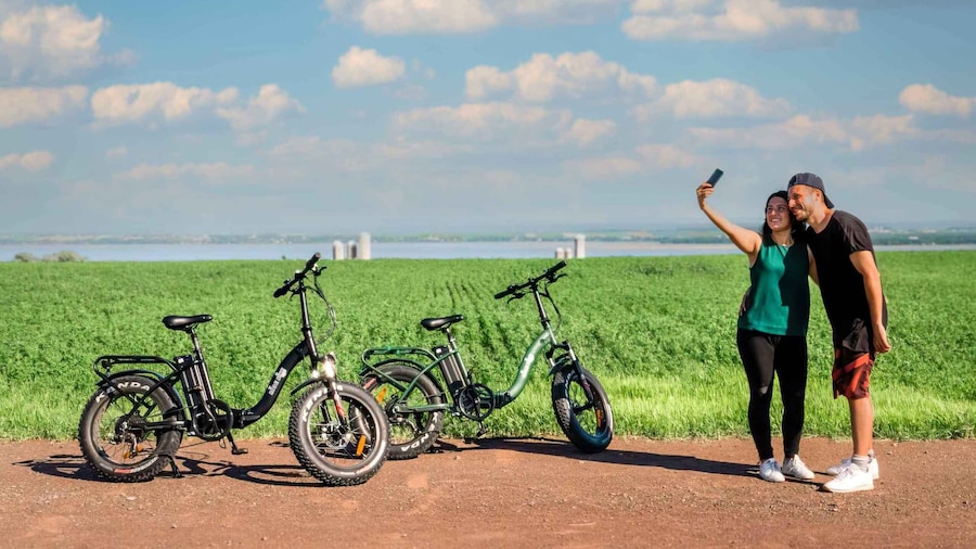 Quebec City: Electric Bike Rental on Ile d'Orléans