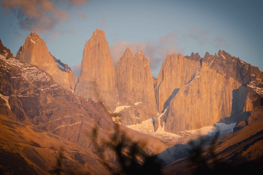 Puerto Natales: Base of the Towers Trekking Experience