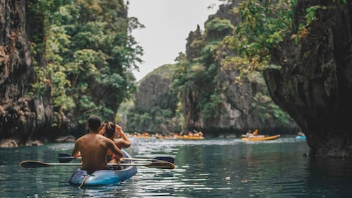 El Nido: ทัวร์ล่องเรือชมชายหาดที่ซ่อนอยู่และลากูน D
