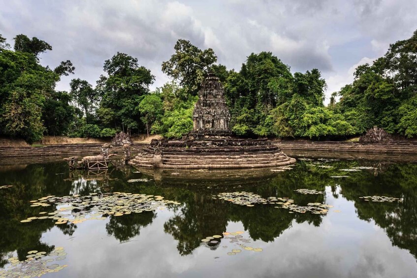 Picture 14 for Activity Siem Reap: Banteay Srei and 5 Grand Temples Tour with Guide