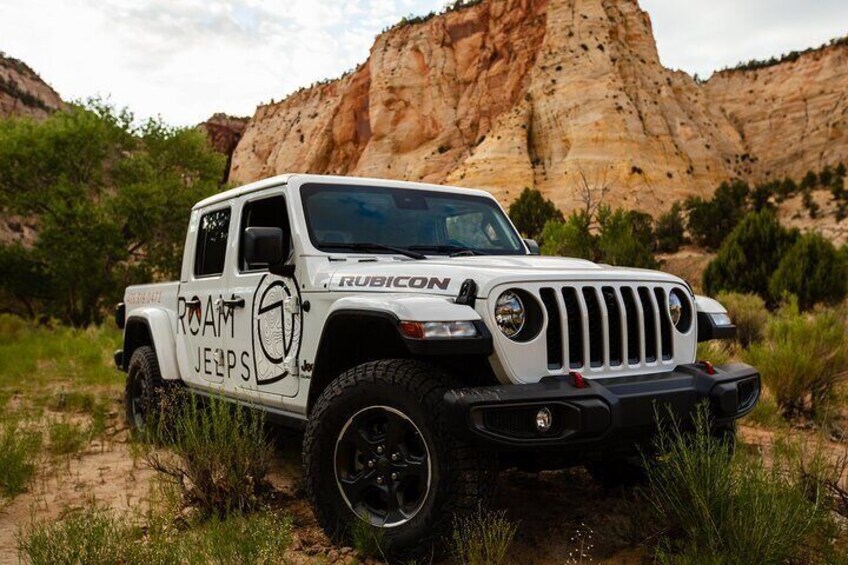 Peekaboo Slot Canyon Jeep Tour