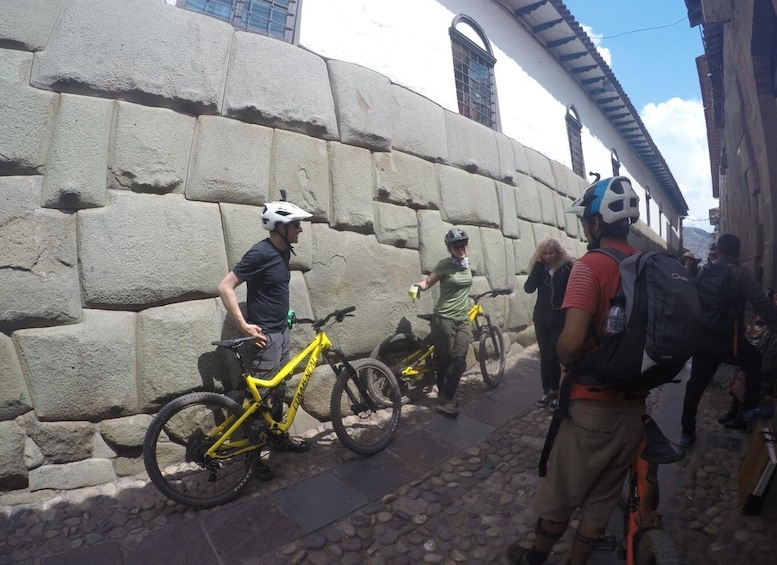 Picture 2 for Activity Cusco: Sightseeing and Cultural Bike Tour