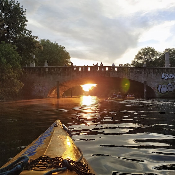 Picture 3 for Activity Berlin: 2-Hour Evening Kayak Tour on the Landwehr Canal