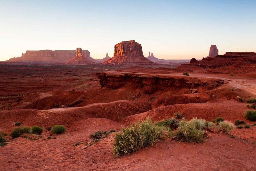Picture 1 for Activity Oljato-Monument Valley: 3-Hour Sunset Tour with Navajo Guide