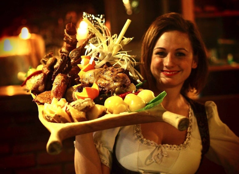 Budapest: Medieval Dinner Show with Drinks