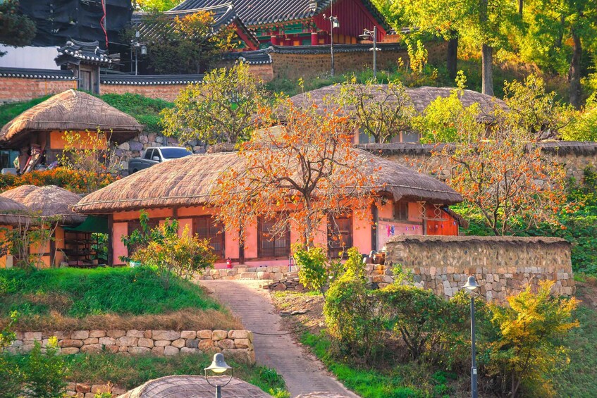 Picture 1 for Activity Busan: Gyeongju UNESCO World Heritage Guided Day Tour