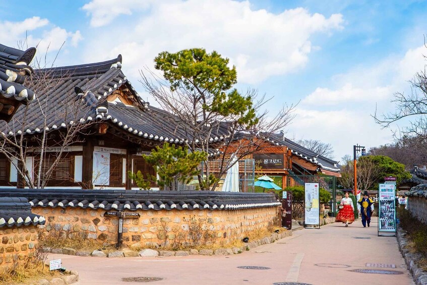 Picture 16 for Activity Busan: Gyeongju UNESCO World Heritage Guided Day Tour