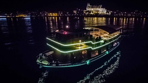 Palma de Mallorca : Fête nocturne sur un bateau avec DJ en direct