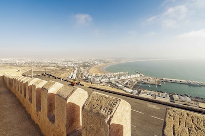 Visita y descubrimiento privados en grupo por la ciudad de Agadir o Taghazo...