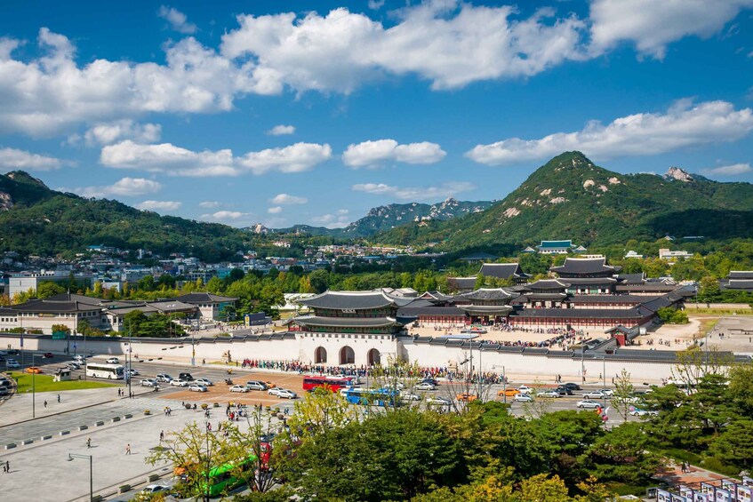 Picture 2 for Activity Seoul: Gyeongbokgung Palace Half Day Tour