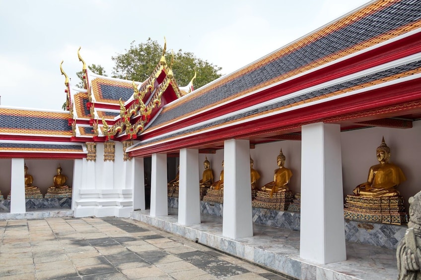 Temples Tour in Bangkok Half Day Small Group Tour