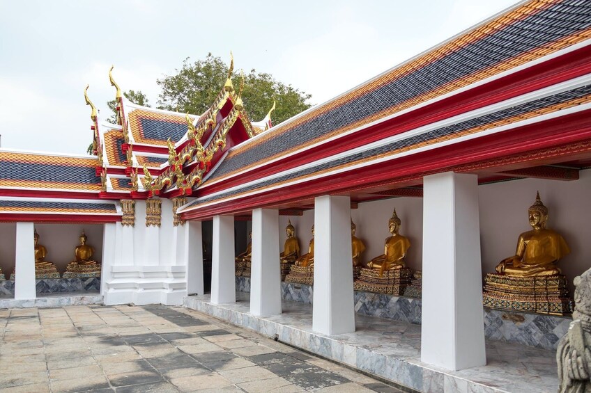 Temples Tour in Bangkok Half Day Small Group Tour