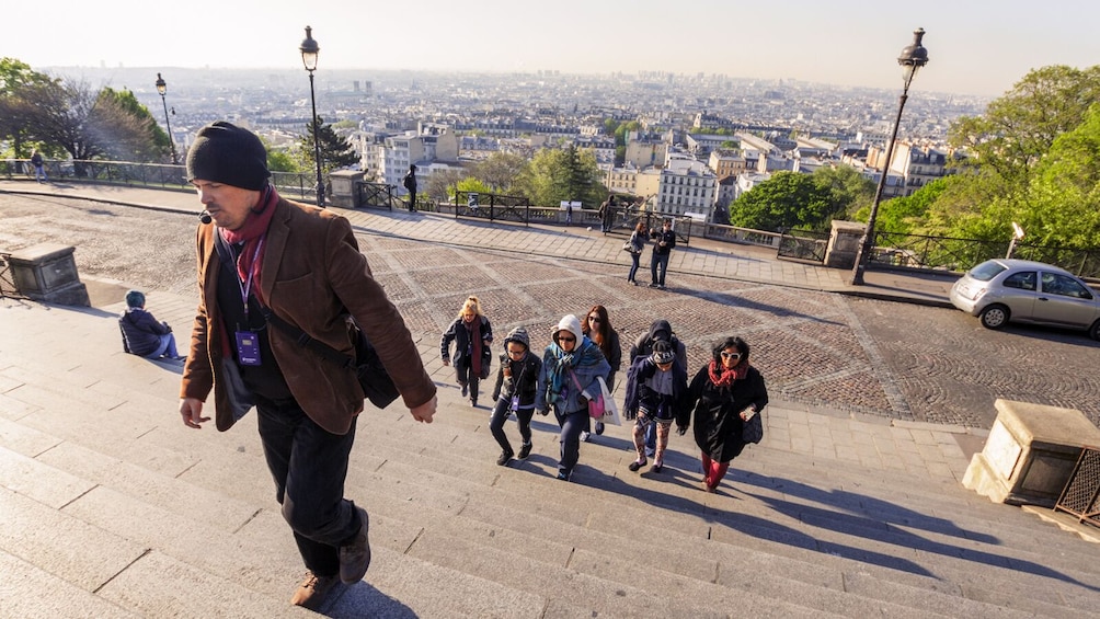 Montmartre Like a Local: Paris Food Tour