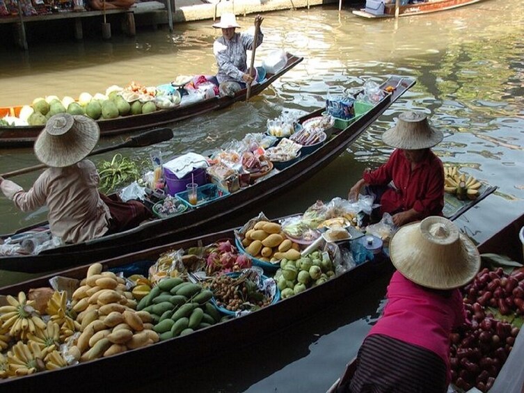 Half Day Floating Market Damnoen Saduak (join in)