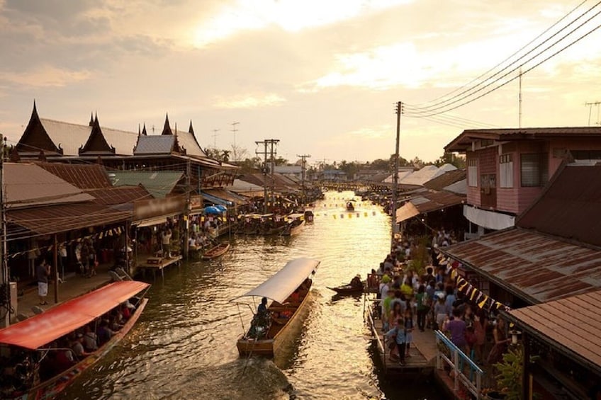 Half Day Floating Market Damnoen Saduak (join in)