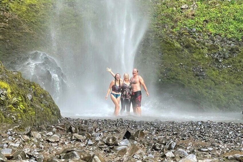 An unforgettable experience at Oregon's biggest waterfalls