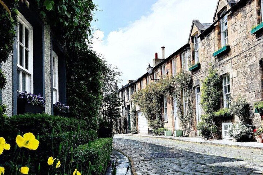 Edinburgh City 2 hours Guided Tour