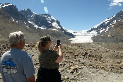 Banff & Jasper National Parks | Columbia Icefield | Private Tour