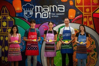 Cooking Class with Organic Farm in Chiang Mai at Mama Noi