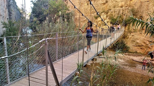 Chulilla : Journée de randonnée privée dans les ponts suspendus et le canyo...
