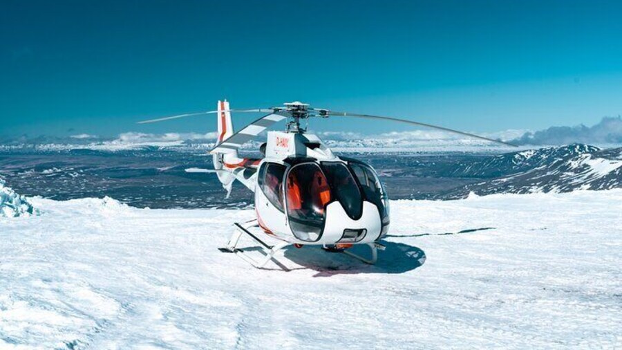 Fire and Ice Helicopter Tour: Glacier and Hengill Geothermal Area