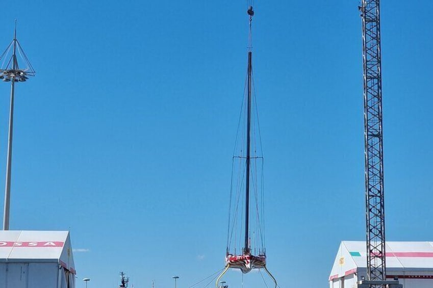 Guided boat excursion "Sella del Diavolo". Possible sighting of "Dolphins"