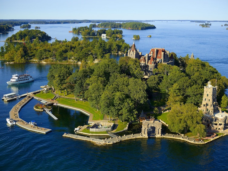BEST Niagara Falls, Maid of The Mist, Thousand Island 3-day Tour from NYC