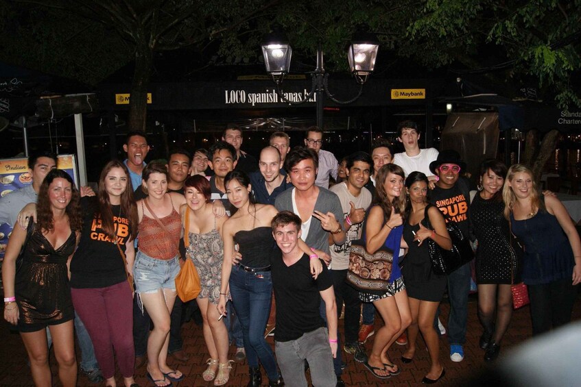 Picture 3 for Activity Singapore Pub Crawl - Party like a Local