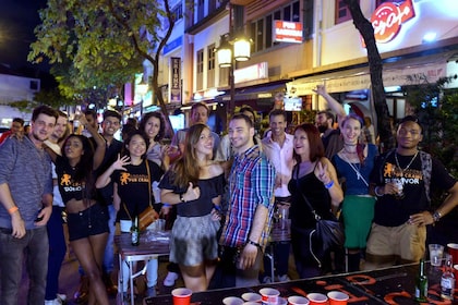 Singapore Pub Crawl - Party like a Local