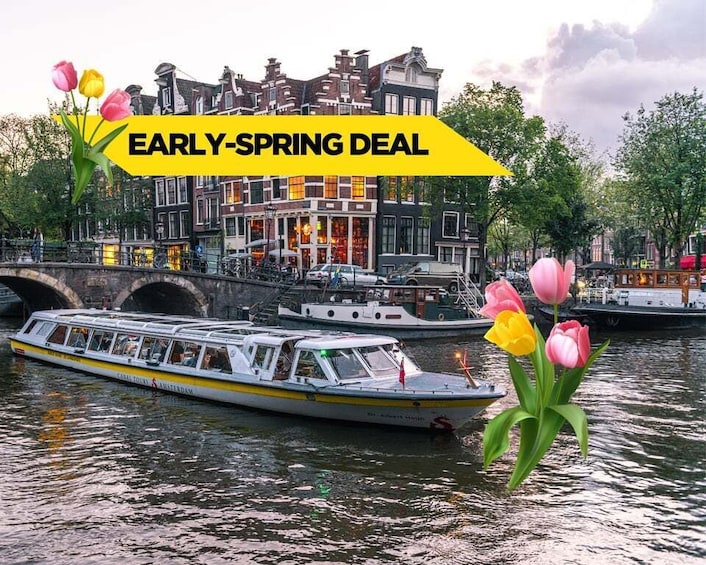 Amsterdam: Top Highlights Canal Cruise with Flower Cocktail