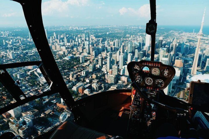 7-Minute Helicopter Tour over Toronto