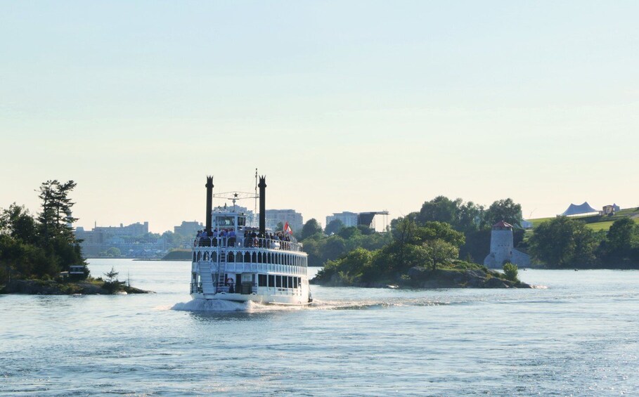 Picture 5 for Activity Kingston: Heart of the Thousand Islands Riverboat Cruise