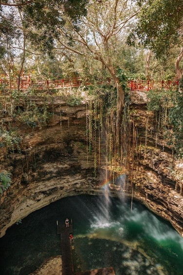 Chichén Itzá, Cenote, Buffet lunch & Tequila Tasting from Mérida