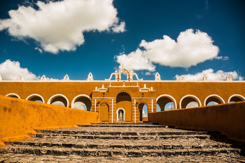 Chichen Itza, Cenote, Buffet Lunch & Tequila Tasting from Merida