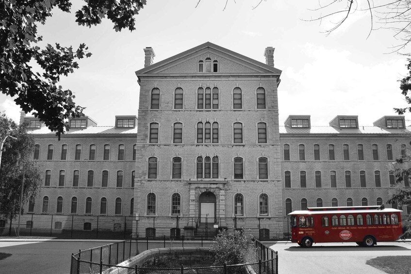 Picture 2 for Activity Kingston: Ghost & Mystery Trolley Tour