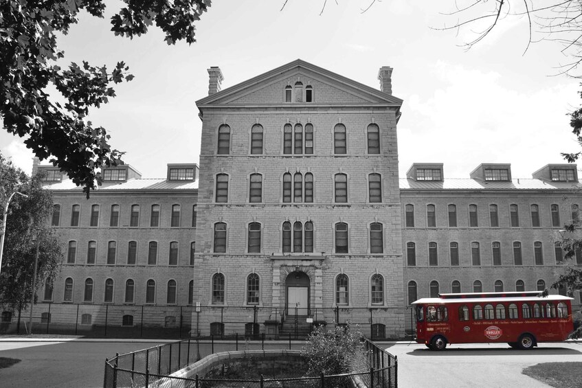 Picture 2 for Activity Kingston: Ghosts and Mysteries Trolley Tour