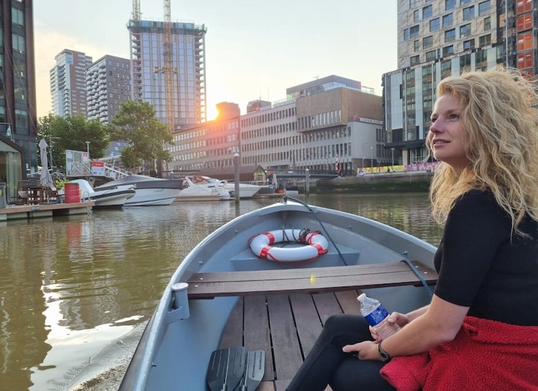 Rotterdam: City Center Electric Boat Rental