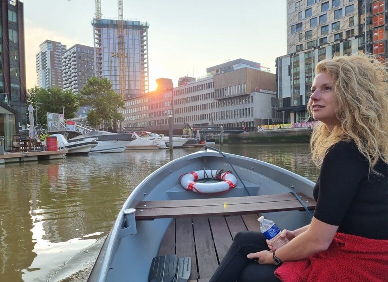 Rotterdam: City Center Electric Boat Rental