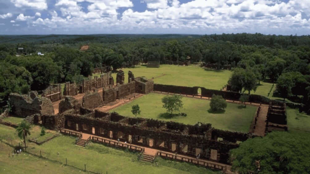 Picture 5 for Activity Foz do Iguaçu: Wanda Mines and San Ignacio Ruins Day Trip