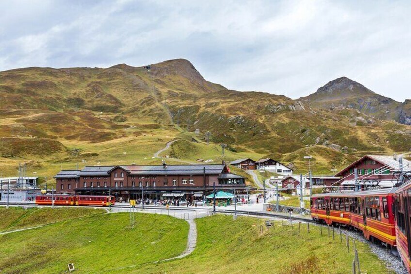 Kleine Scheidegg, main building