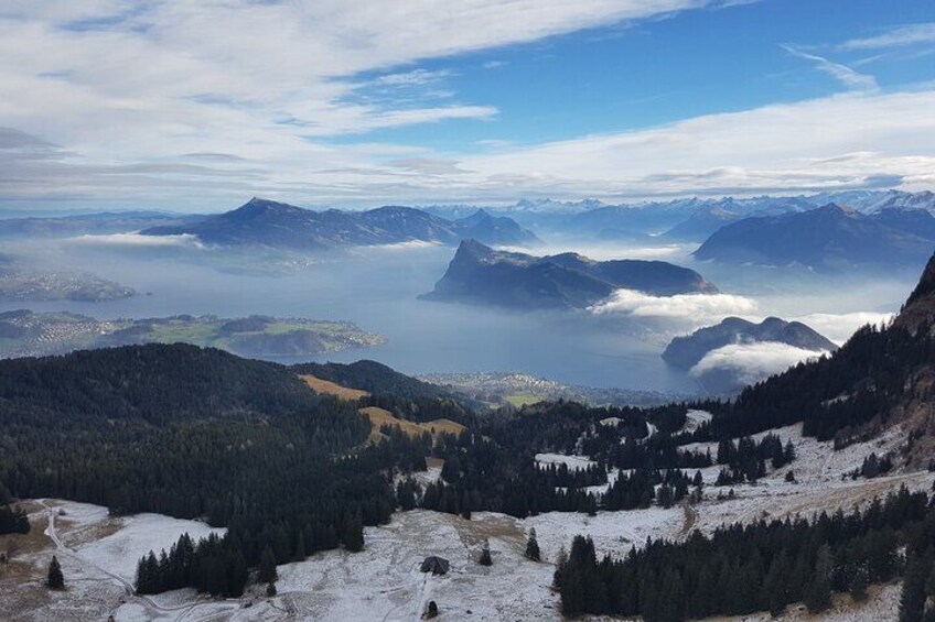 Mt.Pilatus Cableway Tour and 1-Hour Lake Cruise from Luzern (Winter Edition)