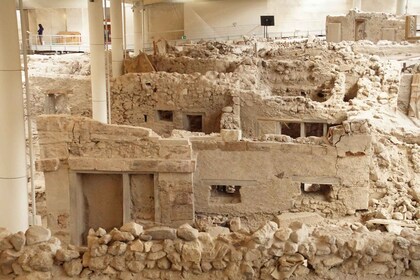 Santorini: Akrotiri Prehistoric City Ticket with Audio Guide