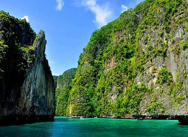 Dari Phi Phi: Mengalahkan Keramaian Tur Melompat ke Pulau