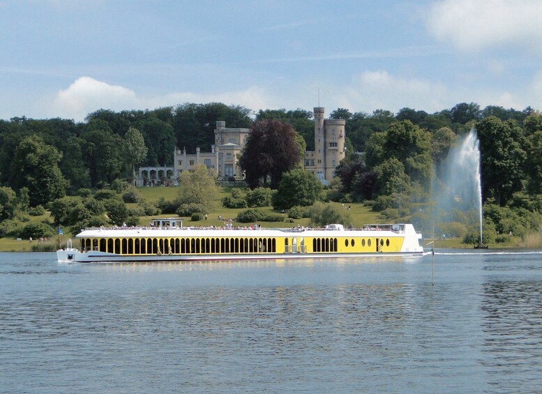 Potsdam by Boat: Island Cruise