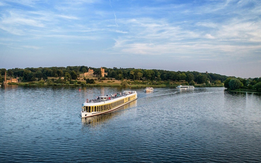 Picture 3 for Activity Potsdam by Boat: Island Cruise