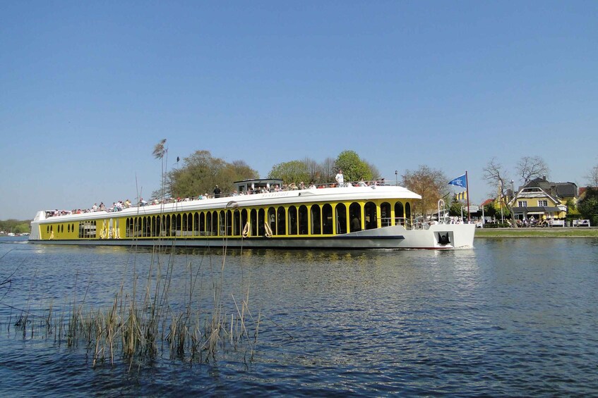 Picture 1 for Activity Potsdam by Boat: Island Cruise